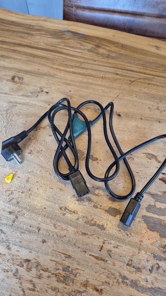 splitter, Ophalen of Verzenden, Nieuw, Minder dan 2 meter, Coaxiale kabel