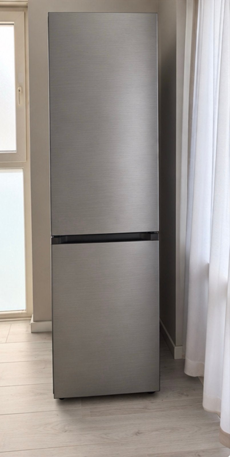 Zo goed als nieuwe Samsung Koel-vriescombinatie RB38A7B6BS9, Ophalen, 200 liter of meer, Met aparte vriezer, 160 cm of meer