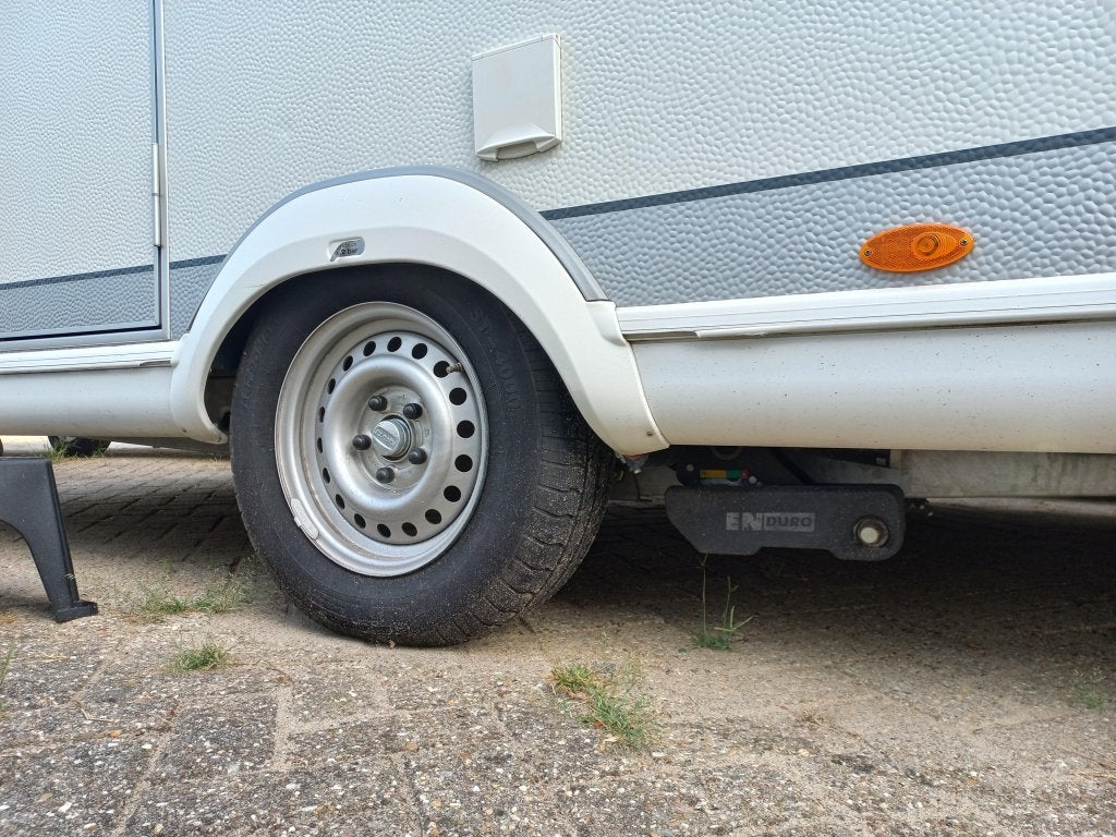 Hobby De Luxe 460 UFE mover-voortent-fietse-etc, Rondzit, Bedrijf, Schokbreker, Tot en met 4