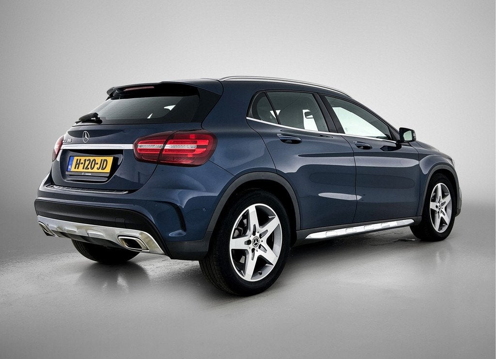 Mercedes-Benz GLA 180 AMG line | Thermotronic | Elektr. acht, Auto's, Mercedes-Benz, 12 maanden, Gebruikt, 4 cilinders, Blauw