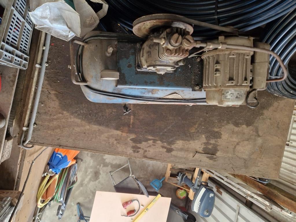Compressor, Ophalen