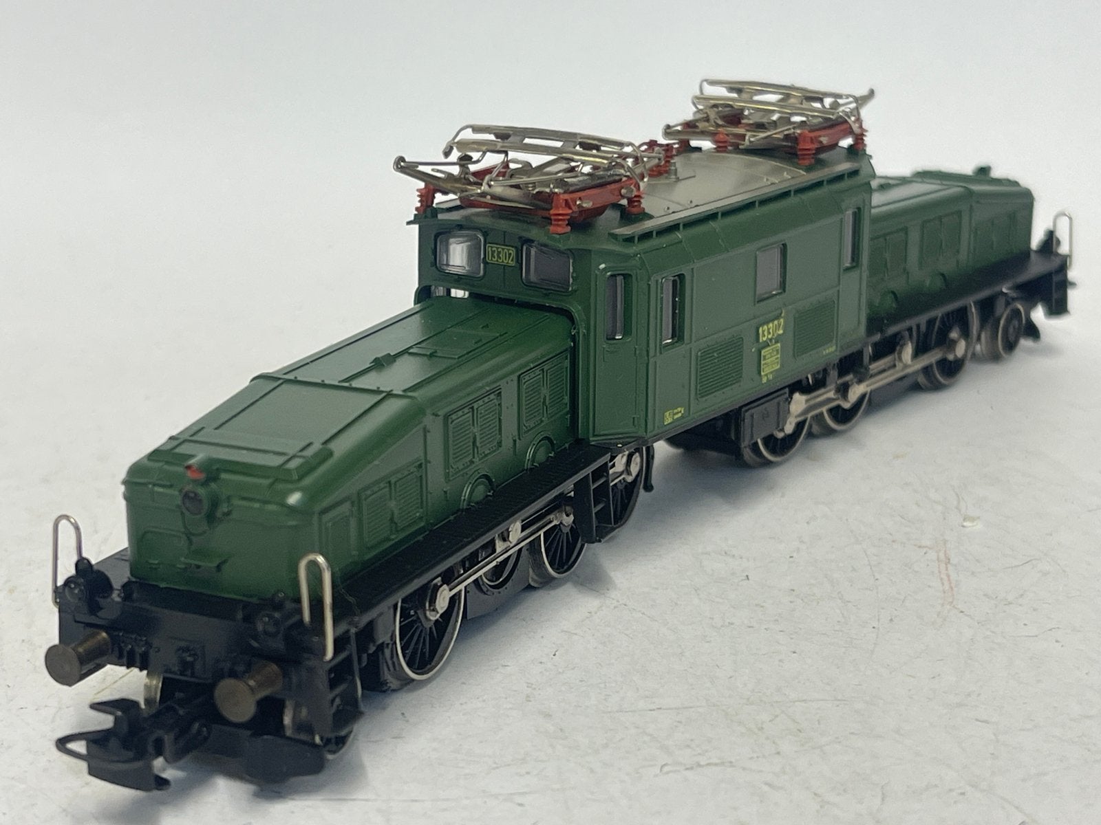 ** NIEUWSTAAT ** KROKODIL ** Märklin 3056.1 **, Hobby en Vrije tijd, Modeltreinen | H0, Wisselstroom, Locomotief, Ophalen of Verzenden