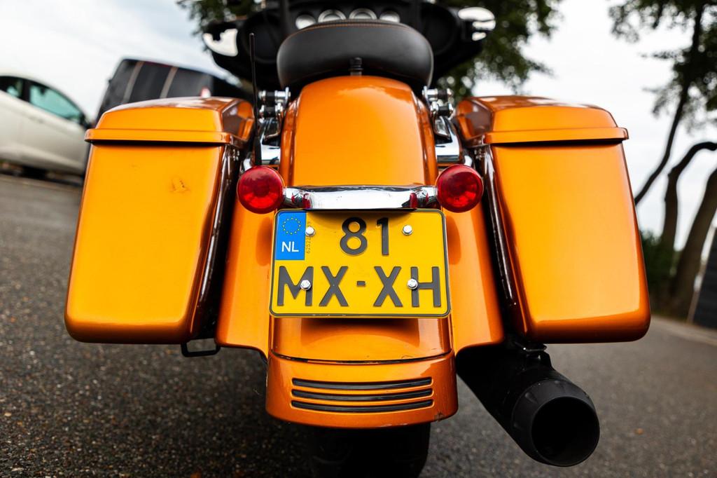 Harley Davidson Tour 103 FLHX Street Glide, Edeseweg 111
6732DA  Harksamp, NL, 1688 cc, Toermotor, Harley Davidson