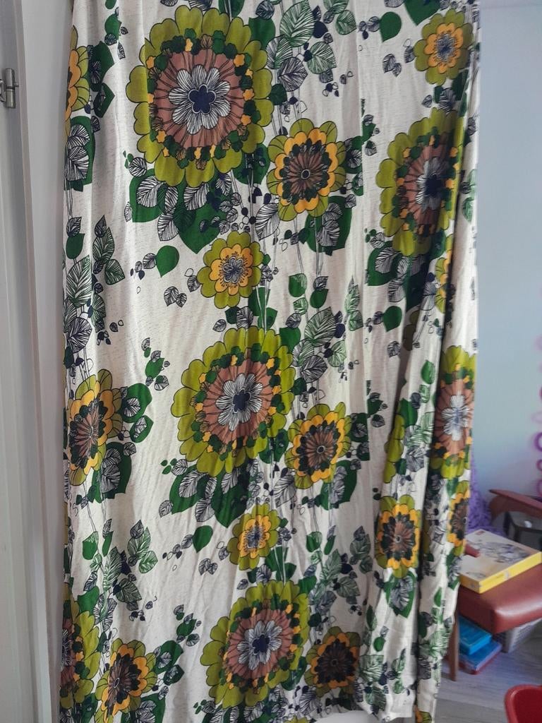 Vintage retro bloemen gordijn zgan, Ophalen of Verzenden, Zo goed als nieuw, 200 cm of meer, 200 cm of meer