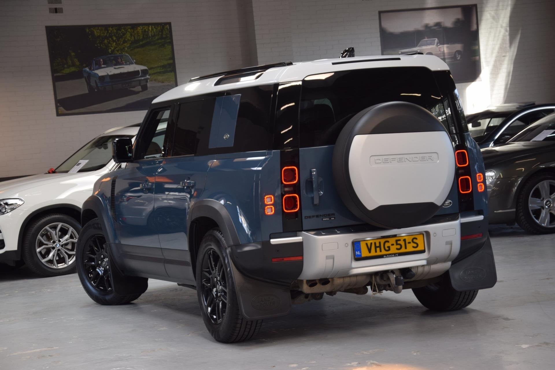 Land Rover Defender 2.0 D240 110 HSE Grijs kenteken|Navi|ACC, Automaat, 2412 kg, 4 cilinders, Blauw