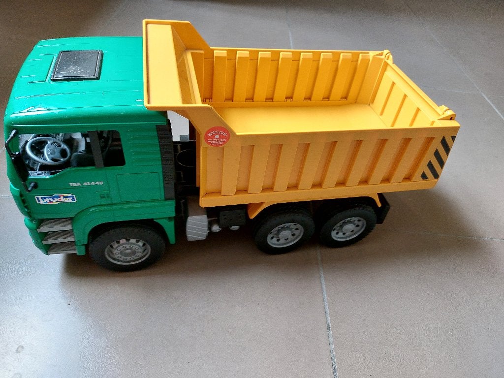 Bruder vrachtwagen/kiepwagen, Ophalen of Verzenden, Gebruikt