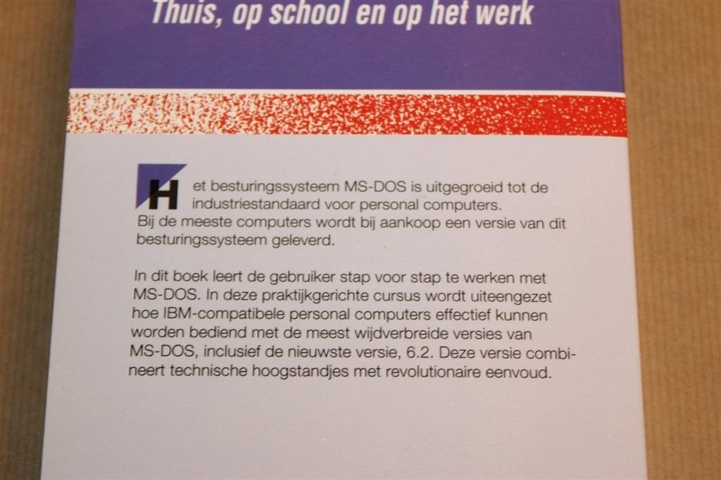 MS-DOS tot en met Versie 6.2 — Vintage Naslagwerk 1995, Ophalen of Verzenden, Gelezen, Internet of Webdesign