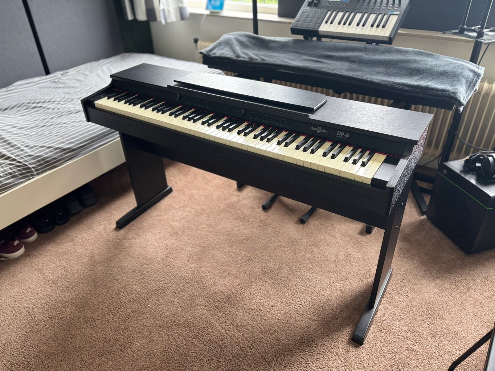 Elektrische Piano (Gear4Music DP-6), Muziek en Instrumenten, Piano's, Ophalen, Gebruikt, Zwart, Digitaal