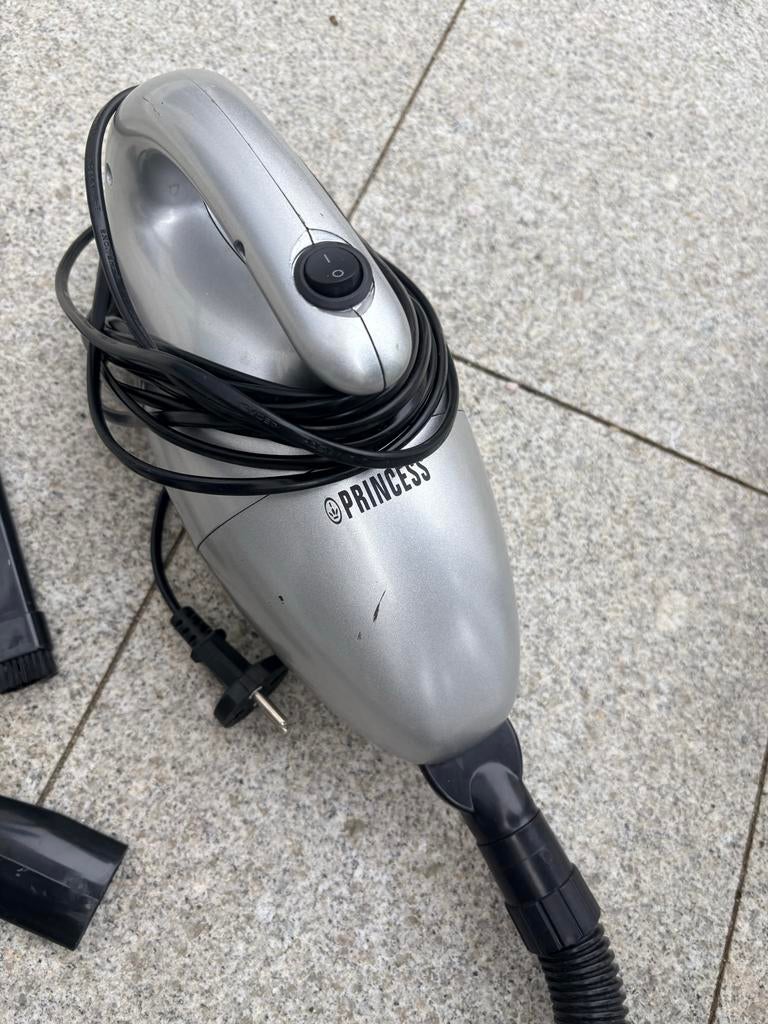 Princess Mini Stofzuiger - Compact en Handig, Ophalen, Gebruikt, Kruimeldief, Minder dan 1200 watt