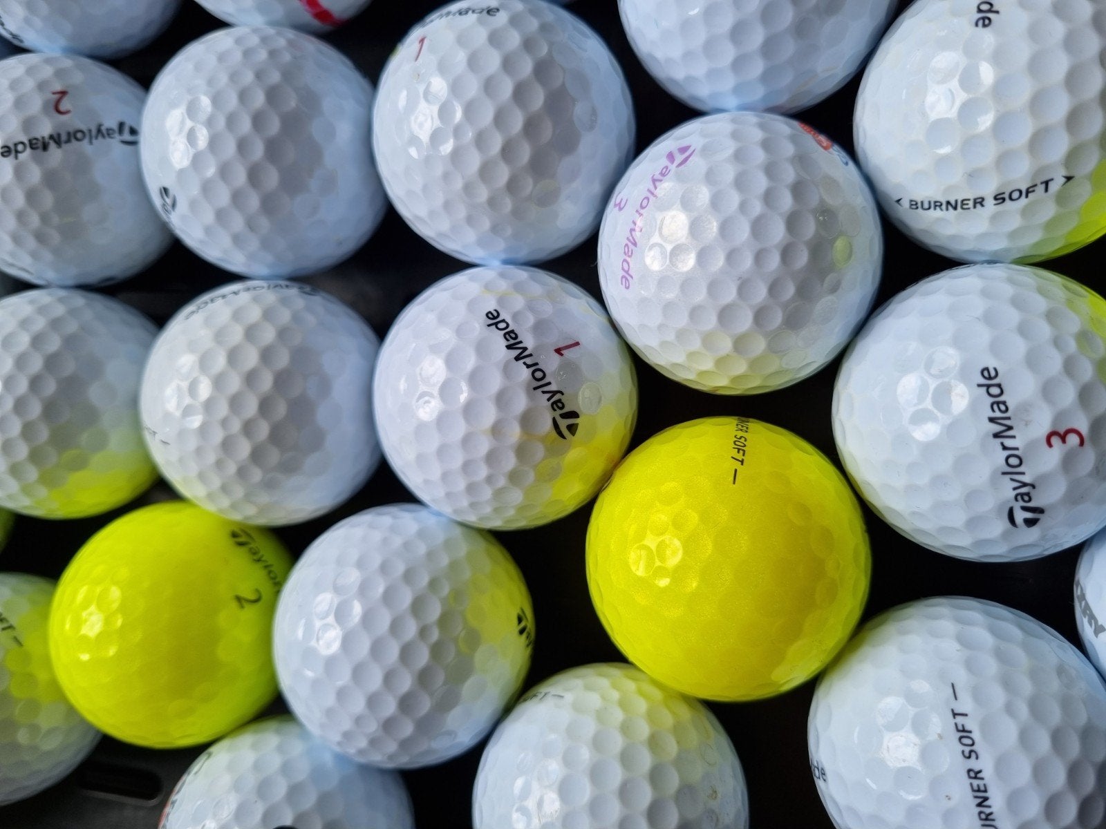 Taylormade Burner Soft Golfballen |€79.95 | AAAA, Sport en Fitness, Ophalen of Verzenden, Zo goed als nieuw, Bal(len), Overige merken