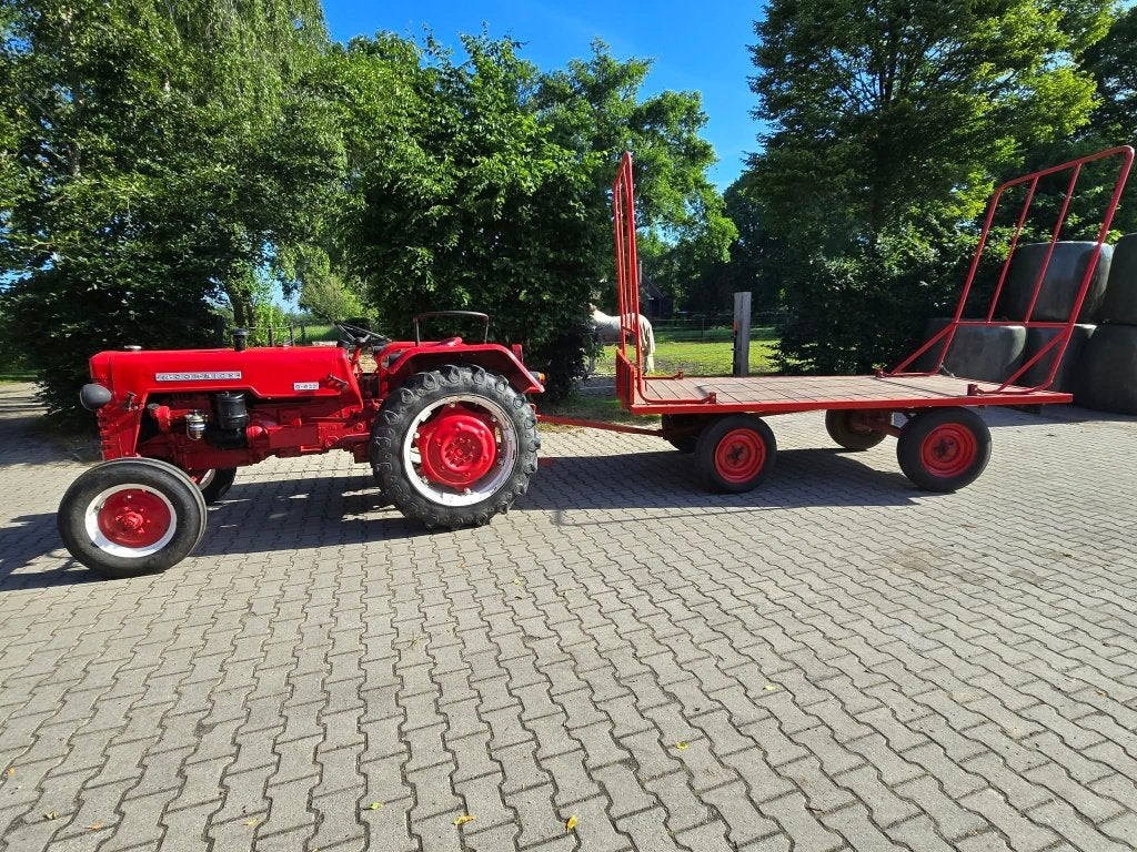 McCormick D-432 tractor met gratis wagen. Oldtimer, rijklaar, Ophalen, Tot 2500, Oldtimer, McCormick