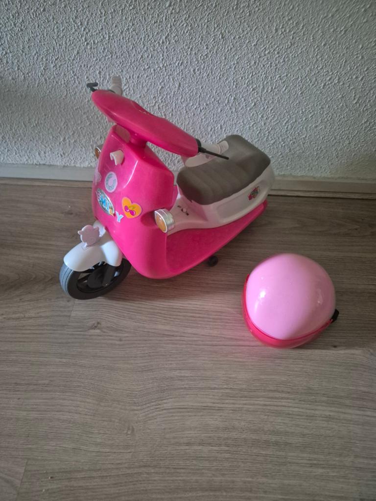 Scooter en helm voor de pop, Ophalen, Gebruikt, Babypop