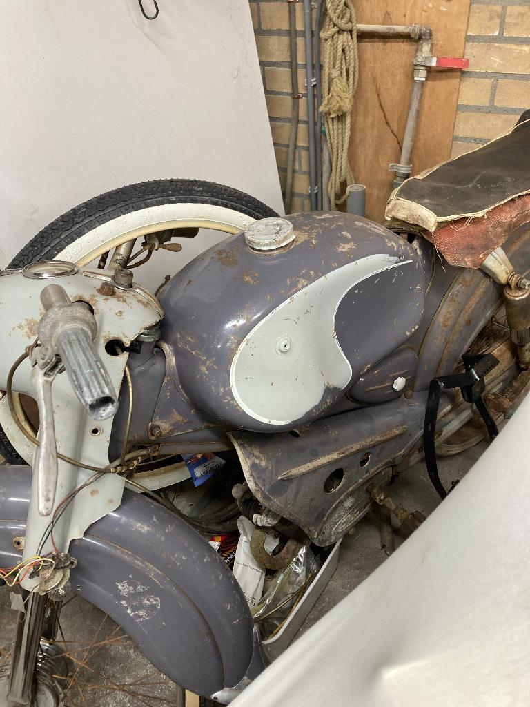 Tank en zadel gezocht Sparta GD, Ophalen, Zo goed als nieuw, Tank, Sparta