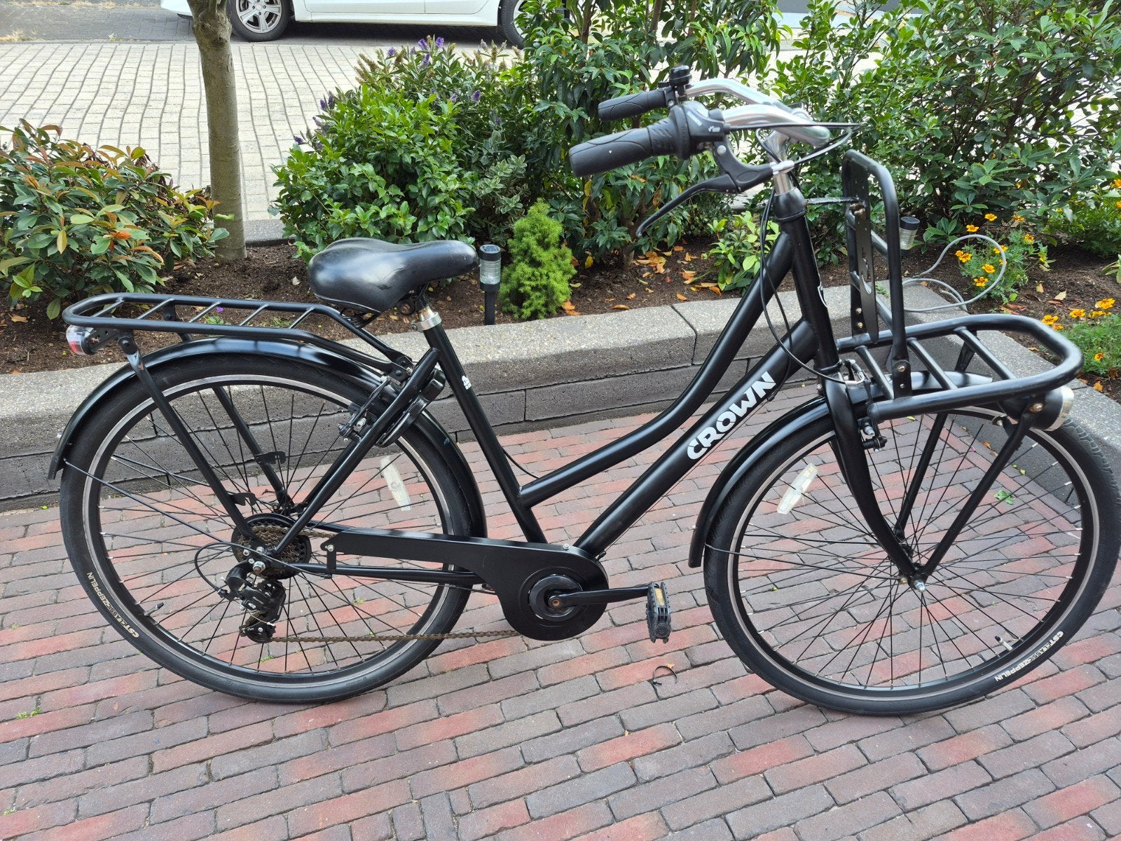Zwarte transportfiets (Nette fiets), Ophalen, Velgrem, Versnellingen, Crown