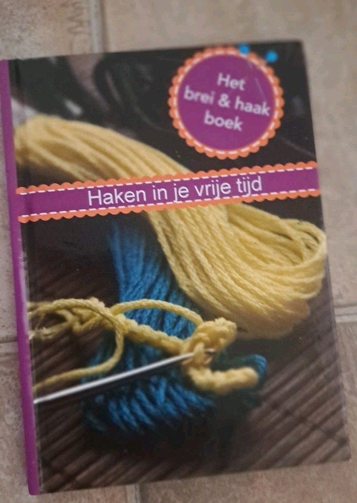 Het brei & haak boek - Haken in je vrije tijd, Ophalen of Verzenden, Gelezen, Breien en Haken