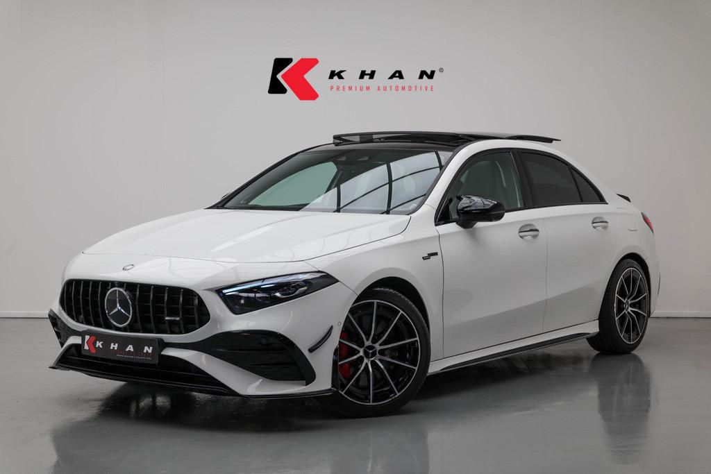 Mercedes-Benz A-klasse AMG 35 4MATIC |Bomvoll!|Pano|Kuipstoe, Automaat, 4 cilinders, Leder en Stof, Wit
