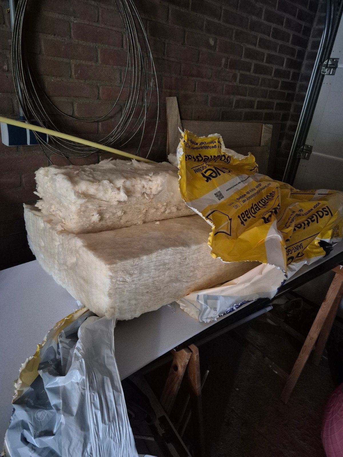 Glaswol isover 1 volledige plaat en een stukje
120x60x14, 12 cm of meer, Zo goed als nieuw, Minder dan 5 m², Glaswol