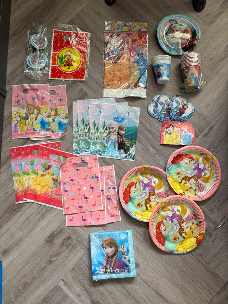 Diverse kinderfeestje spullen: Prinsessen, Frozen, Flamingo, Ophalen of Verzenden, Nieuw, Feestartikel, Verjaardag