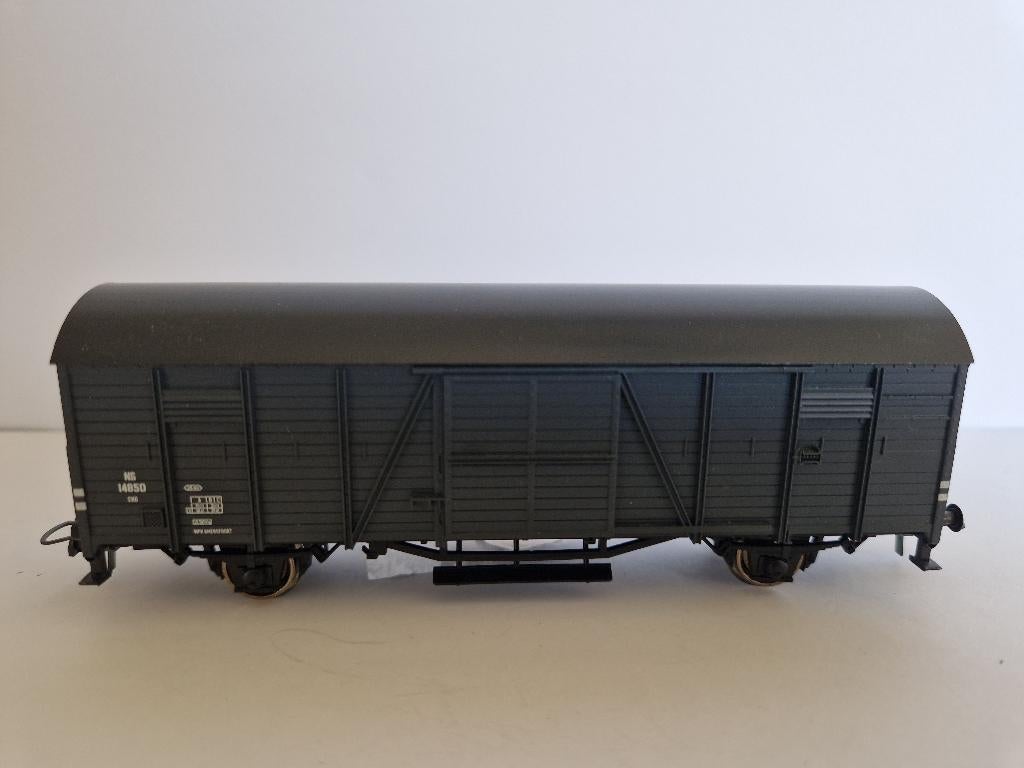 Roco 46651 - gesloten goederenwagon, Gelijkstroom, Wagon, Ophalen of Verzenden, Zo goed als nieuw