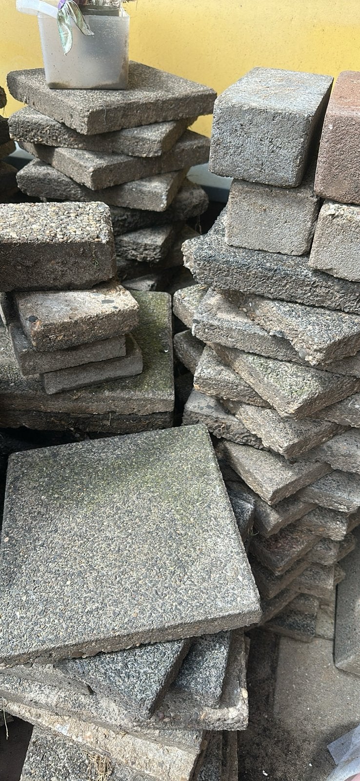 +/- 20-30m2 tegels!!, Tuin en Terras, Tegels en Klinkers, Ophalen, Gebruikt, Beton, Terrastegels