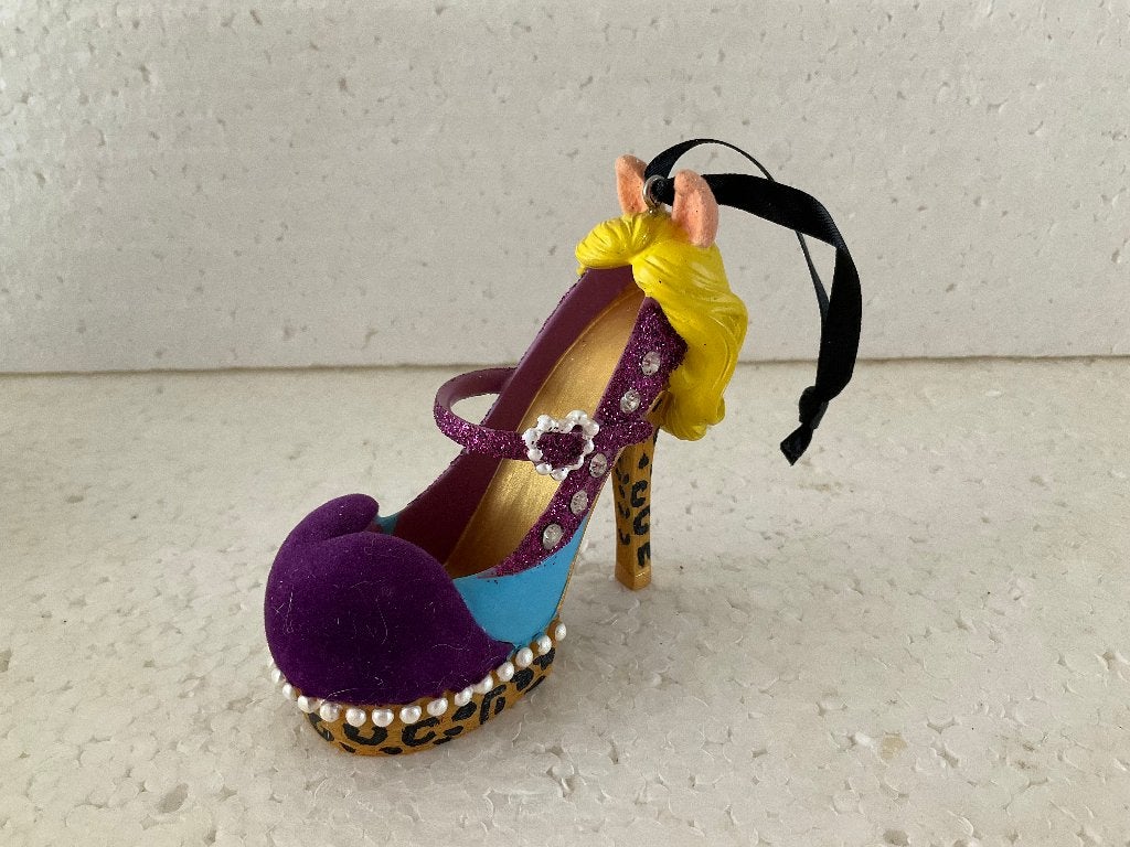 Disney ornament schoentje van Miss Piggy, Verzamelen, Disney, Ophalen of Verzenden, Overige figuren, Zo goed als nieuw, Beeldje of Figuurtje