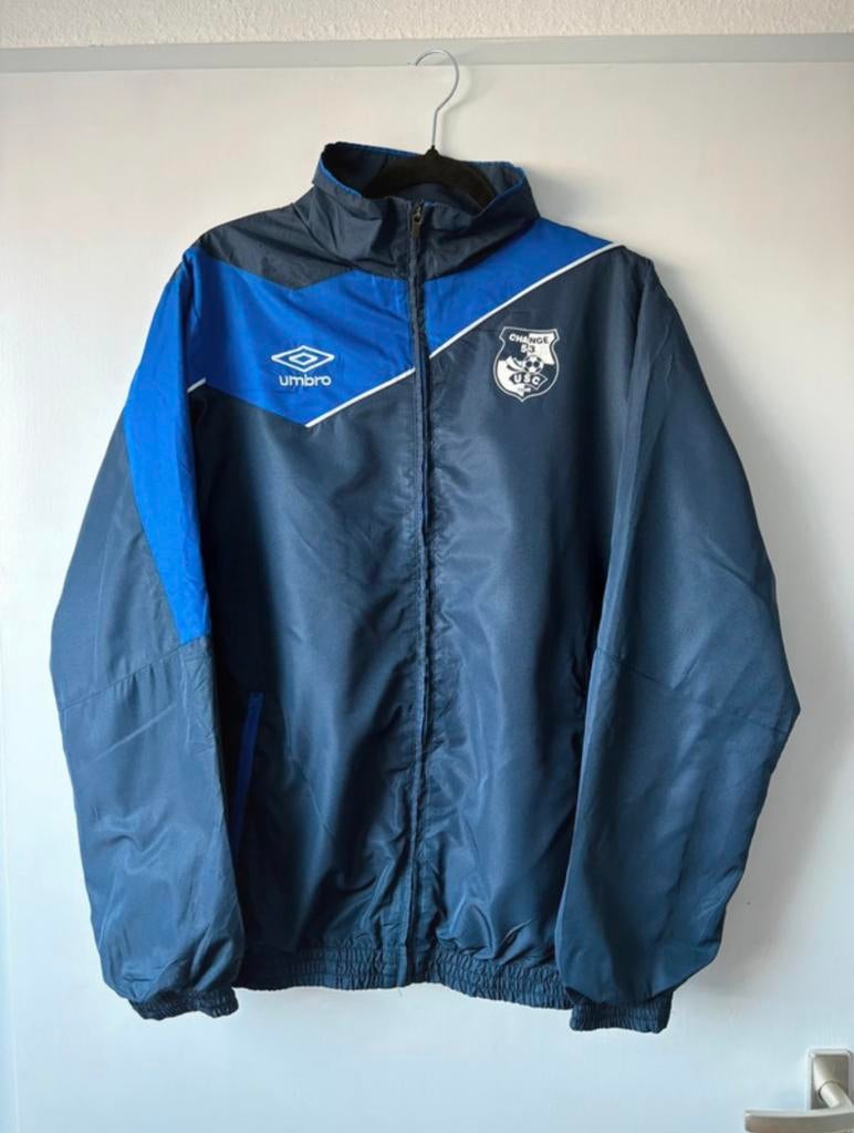 Tussenjas umbro, Ophalen of Verzenden, Zo goed als nieuw
