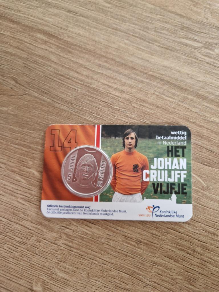 Johan Cruijff vijfje herdenkingsmunt 2017 coincard, Postzegels en Munten, Munten | Nederland, Ophalen, Koningin Beatrix, Euro's