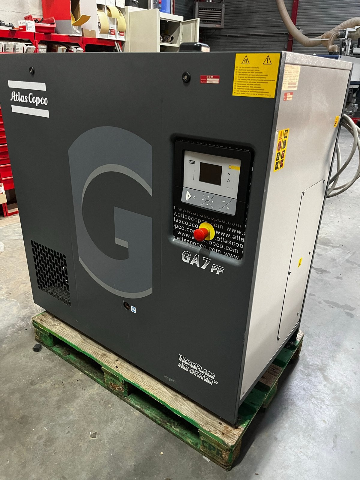 Atlas Copco GA7FF Compressor met Geïntegreerde Droger, Ophalen, Gebruikt, 6 tot 10 bar, Minder dan 200 liter/min