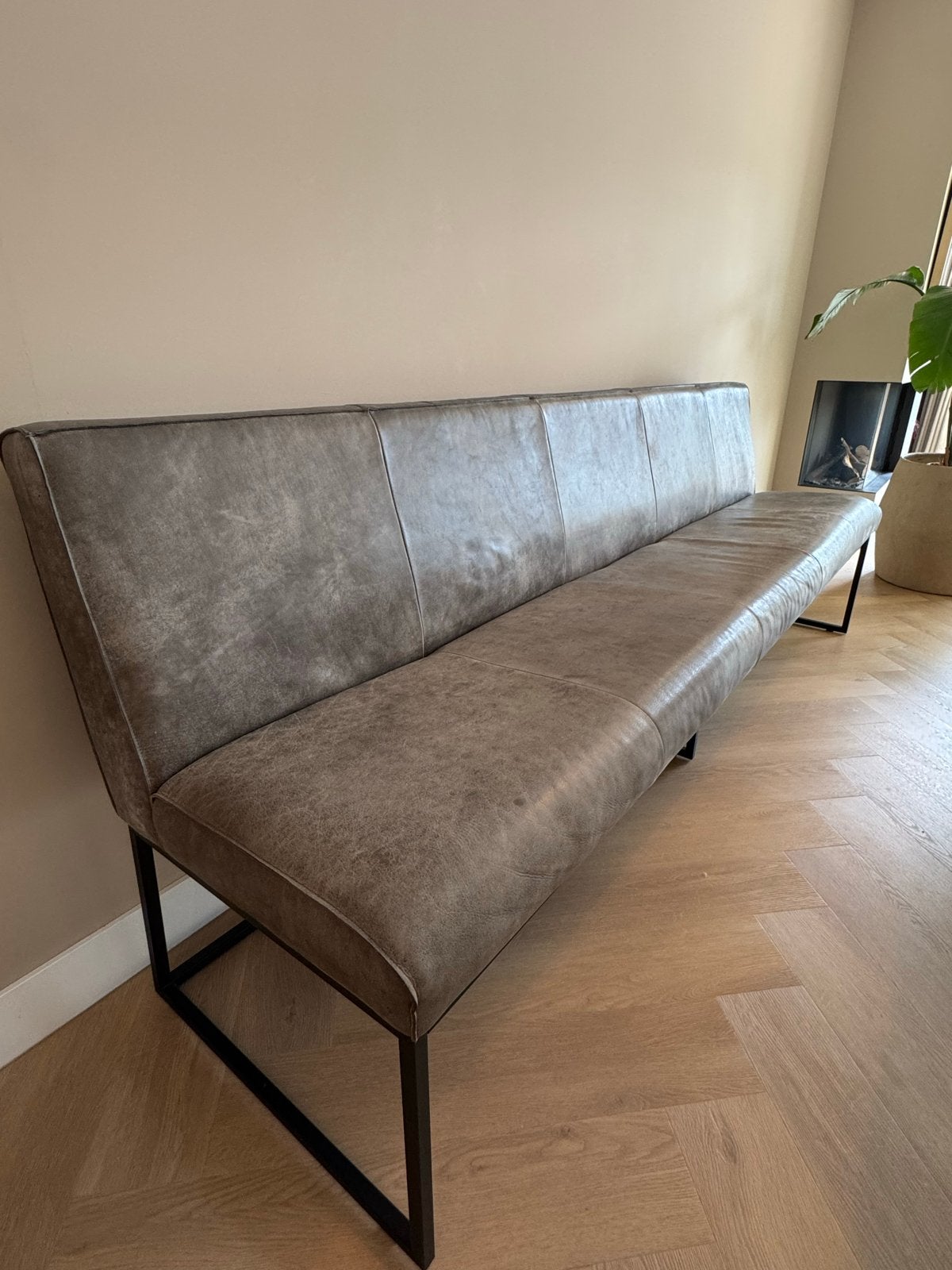 Table Du Sud Eetkamerbank 244cm Africa leer, Ophalen, Gebruikt, Leer, Rechte bank
