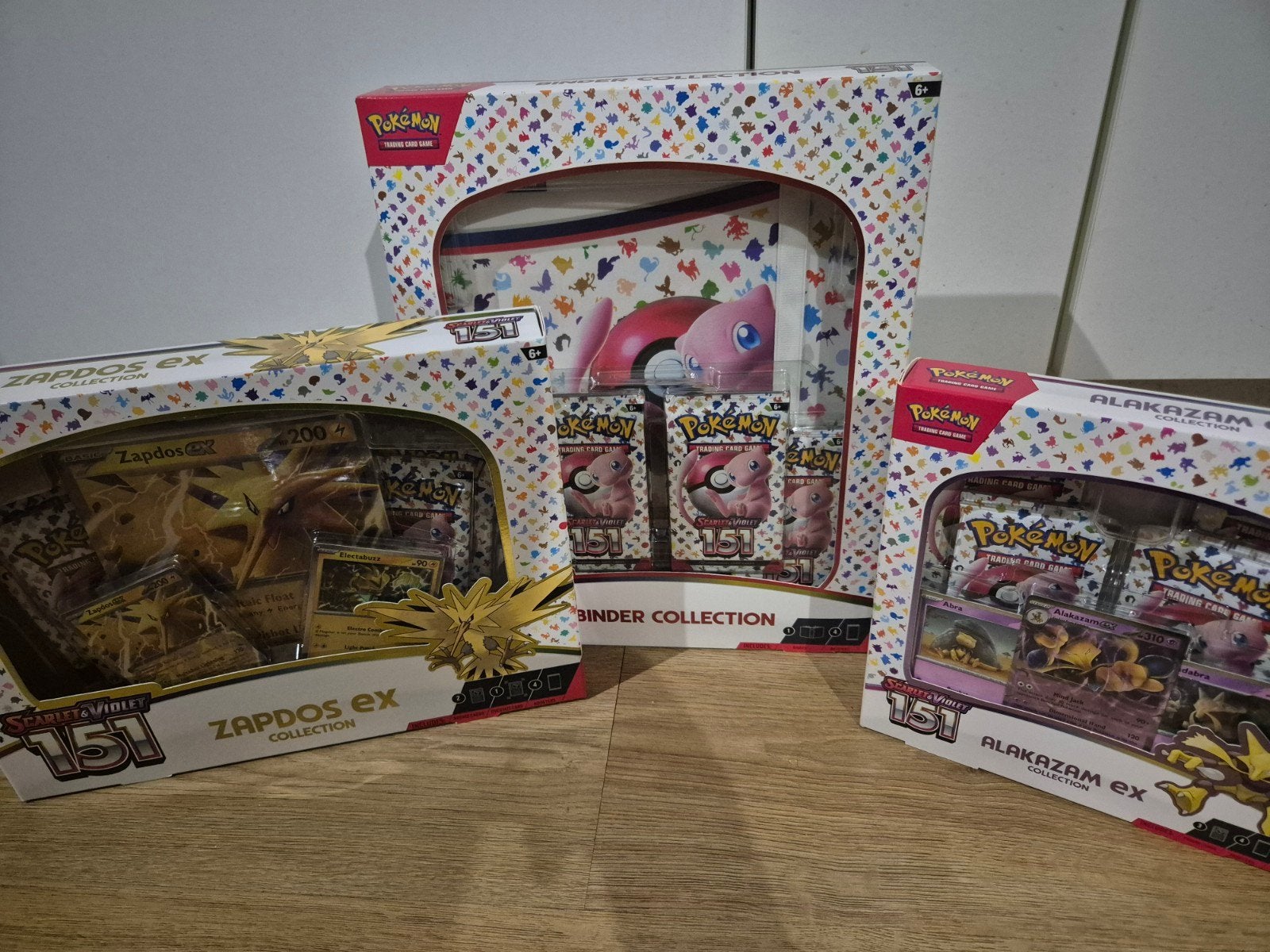 Pokémon TCG Collectie: Diverse Boxen, Tins en Kaarten, Ophalen of Verzenden, Nieuw, Overige typen, Foil