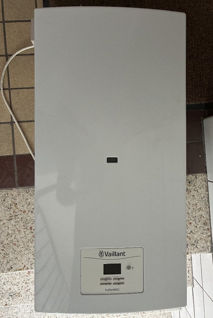 Vaillant gesloten gas geiser TurboMag 115/1, Doe-het-zelf en Verbouw, Geisers en Boilers, Ophalen, Aardgas, Geiser, Minder dan 20 liter