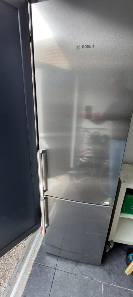 Grote RVS koel-vriescombinatie van Bosch. Hoogte 200cm!, Witgoed en Apparatuur, Koelkasten en IJskasten, Ophalen, Gebruikt, 200 liter of meer