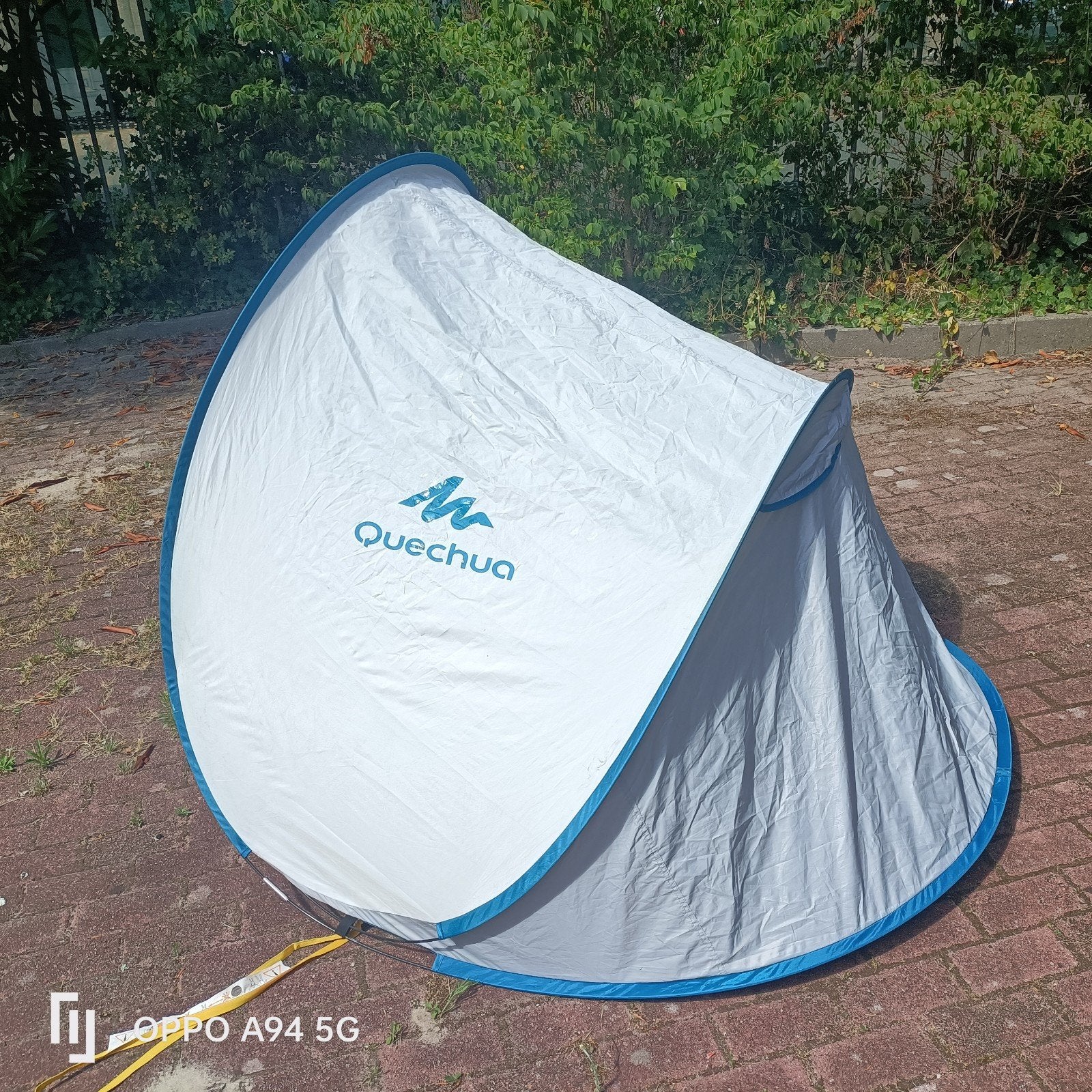 Quechua XL pop-up sheltertent 2-persoons, Caravans en Kamperen, Ophalen, Zo goed als nieuw, Tot en met 2