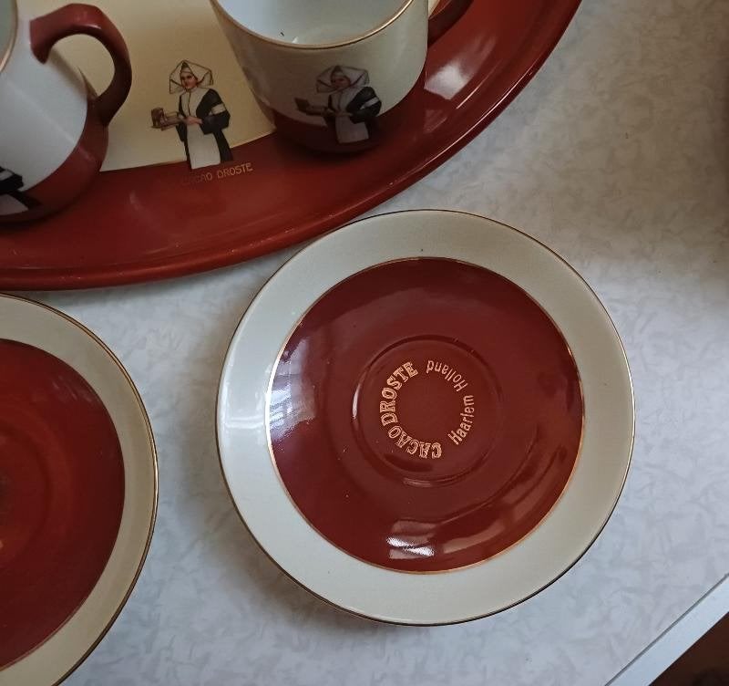 Foto 10 van Art-Deco droste servies twee kop en schotels,droste bordje