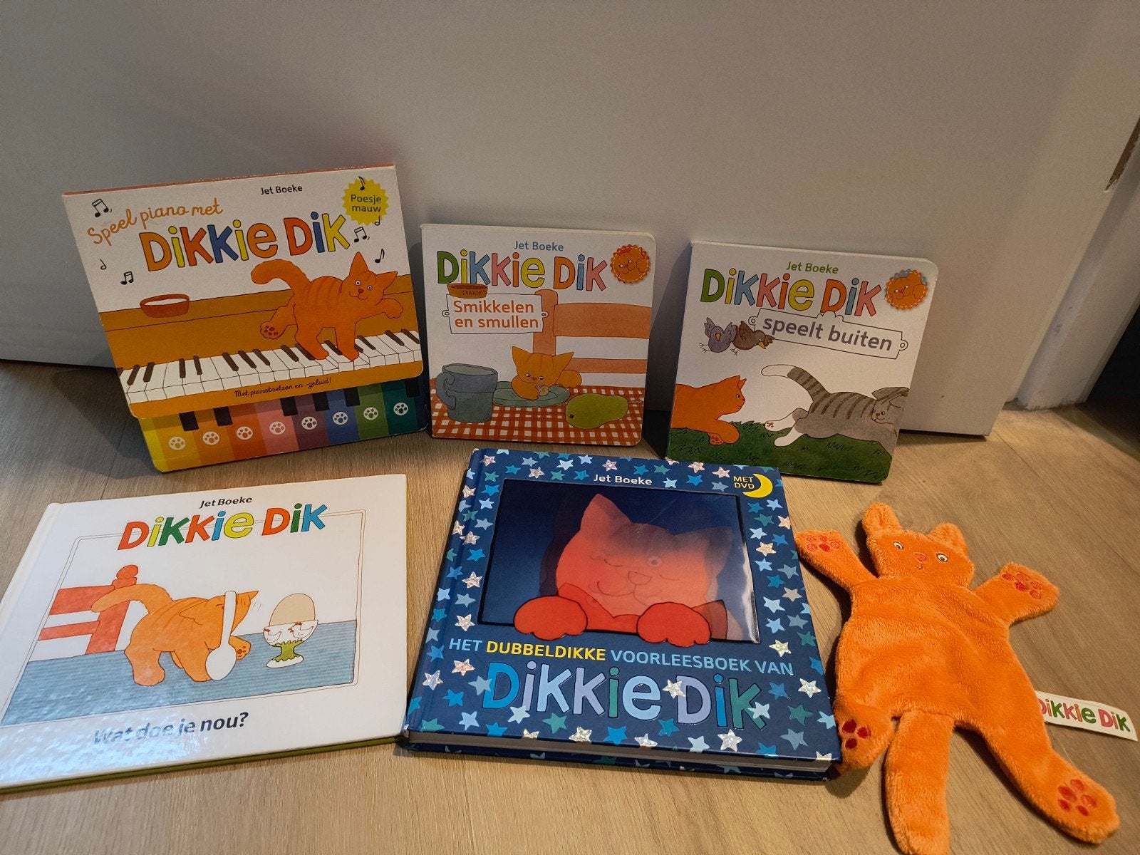 Dikkie Dik Boeken en Knuffel - Grote Collectie, Jongen of Meisje, Ophalen of Verzenden, Voorleesboek, 4 jaar