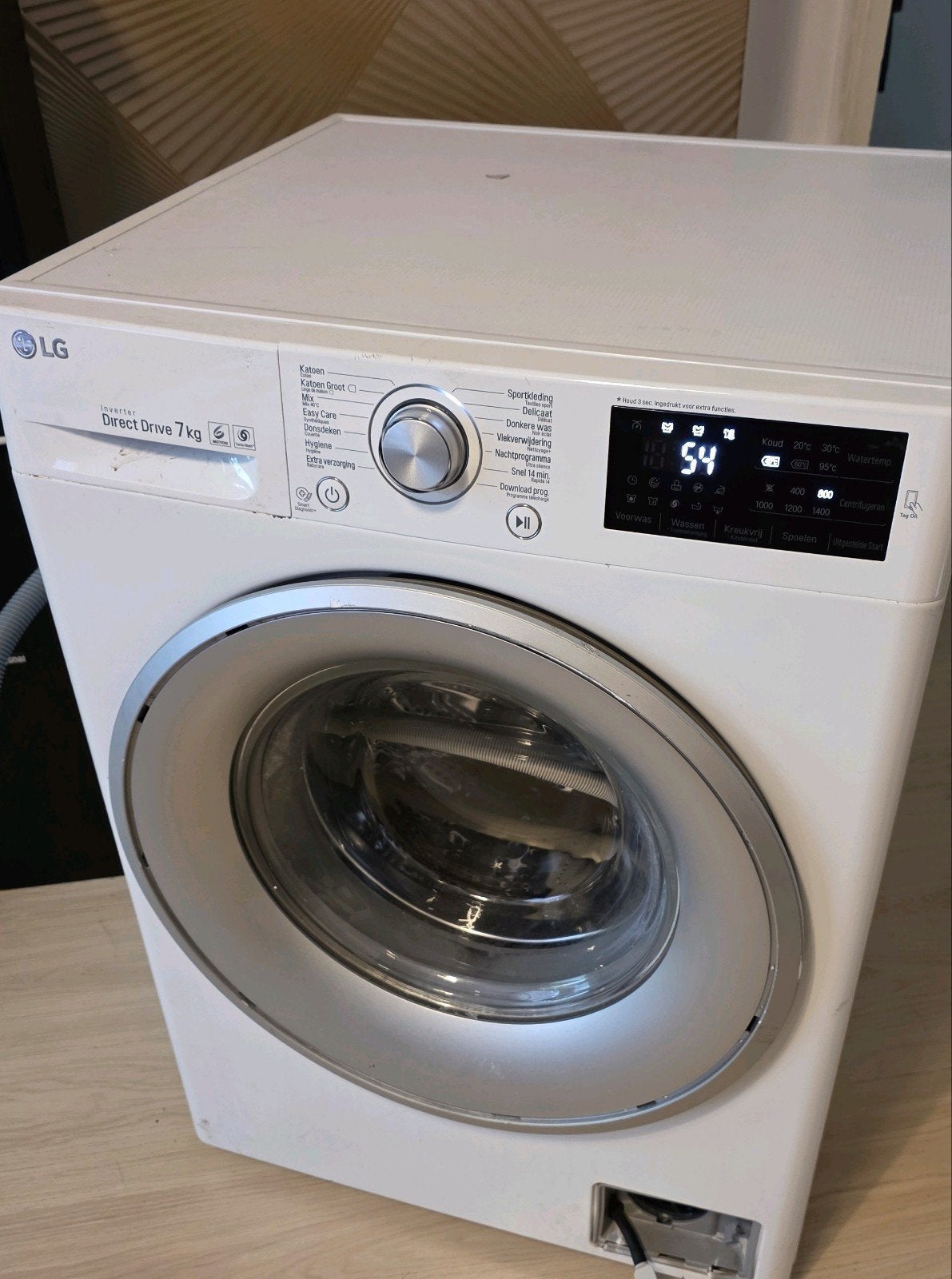 Gratis wasmachine LG leest tekst, Ophalen of Verzenden, Gebruikt, 1200 tot 1600 toeren, 85 tot 90 cm