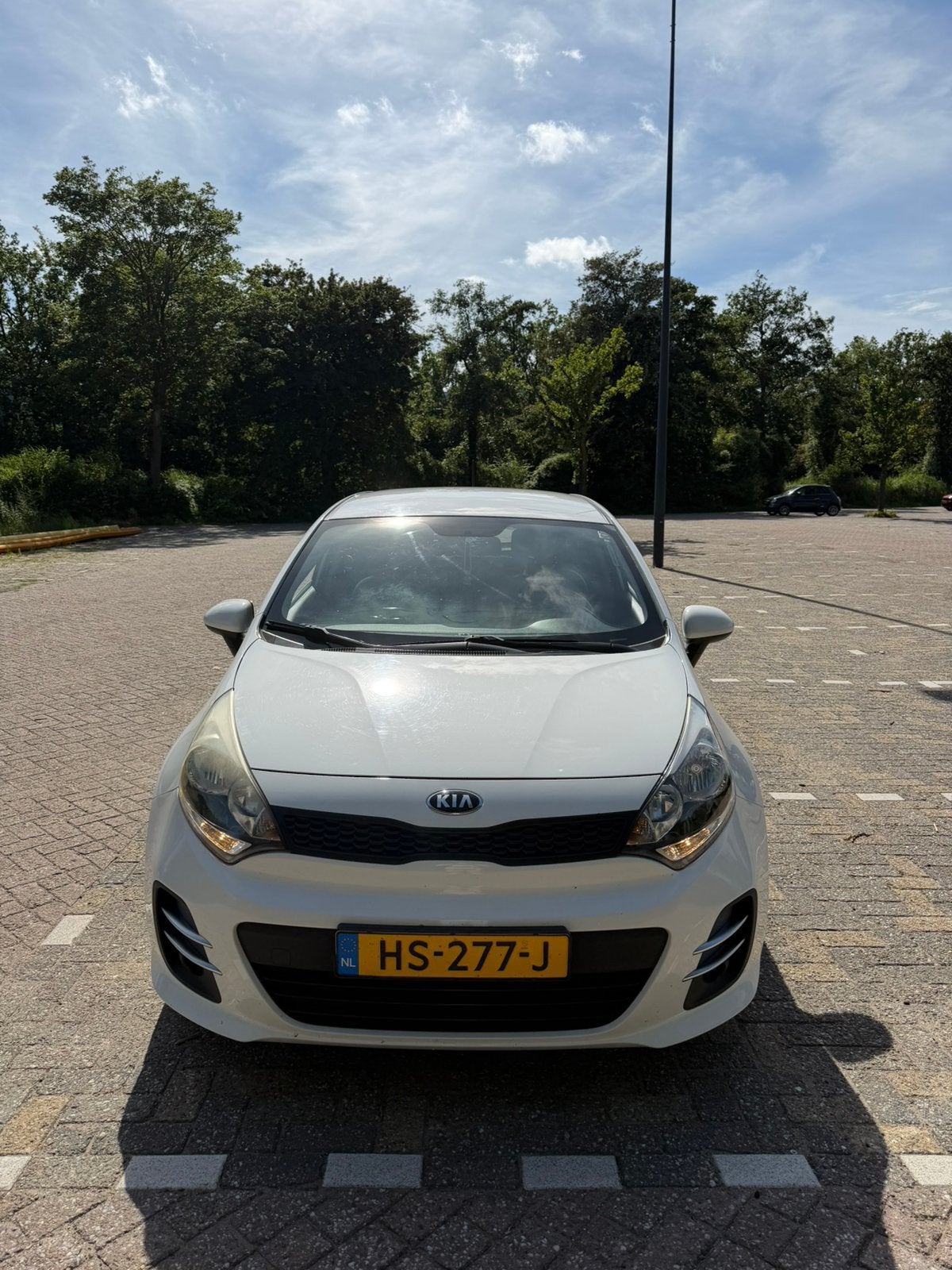 Kia Rio 1.2 I 5DRS 2016 Wit, Auto's, 1027 kg, 450 kg, 40 €/maand, Zwart