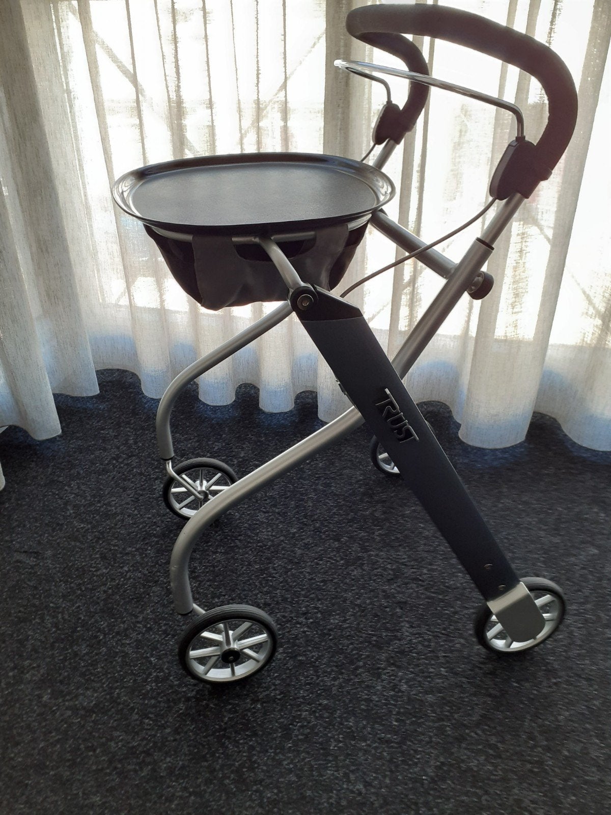 rollator binnen trust Lets Go Indoor rollator hulpmiddel, Ophalen, Opvouwbaar, Nieuw