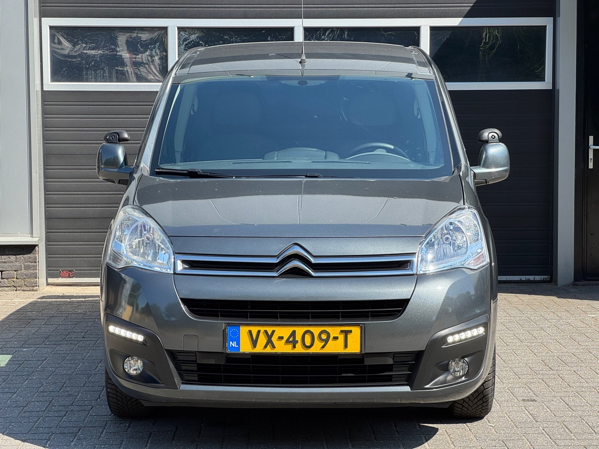 Citroen Berlingo 1.6 BlueHDI 100 Club S&S Airco, Cruise, PDC, Auto's, Voorwielaandrijving, Gebruikt, 4 cilinders, Citroën