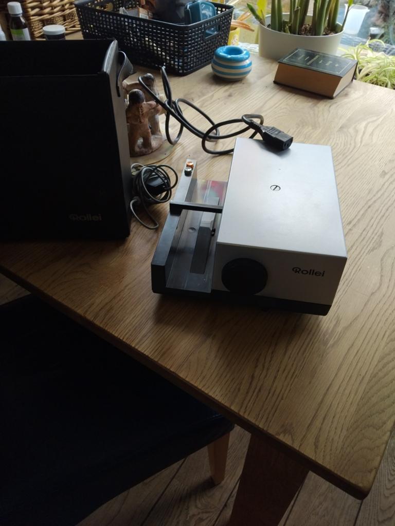Dia projector, Audio, Tv en Foto, Diaprojectors, Ophalen of Verzenden, Zo goed als nieuw