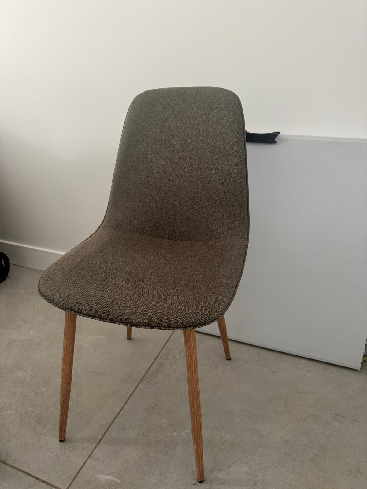 GRATIS AFHALEN eetkamerstoelen Jysk 3 stuks, Ophalen, Overige kleuren, Drie, Zo goed als nieuw