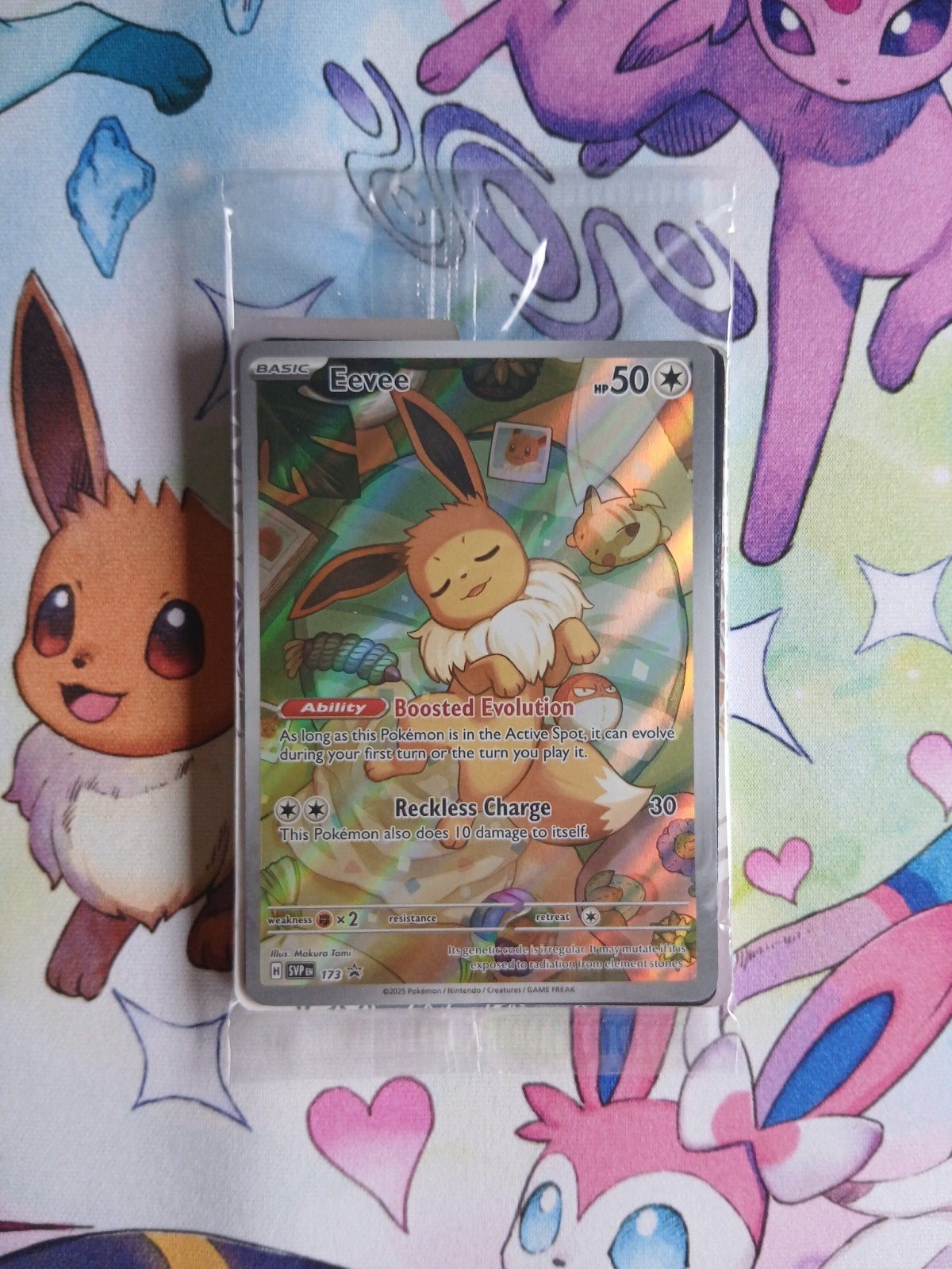 Eevee #173  Prismatic Evolutions ETB Promo ( Sealed) 1/2, Hobby en Vrije tijd, Verzenden, Nieuw, Losse kaart, Foil