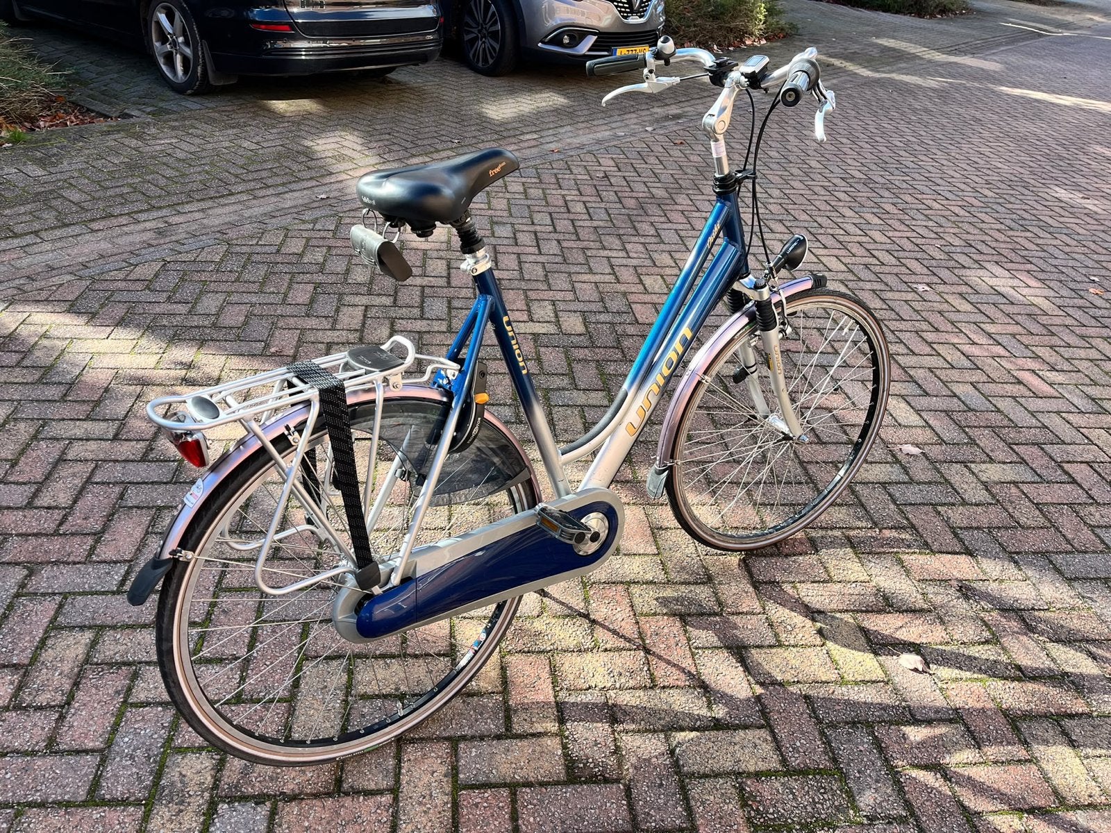 Union Damesfiets - Comfortabel en Compleet, Velgrem, Versnellingen, 56 cm of meer, Zo goed als nieuw