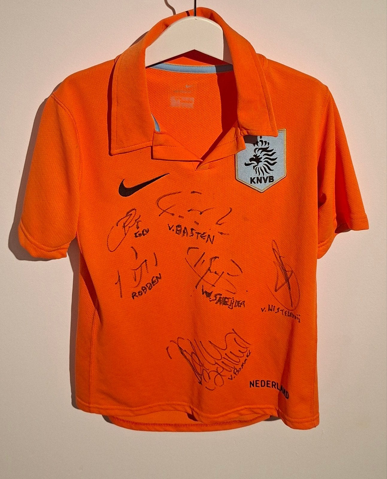 Gesigneerd origineel Nederland 2006-2008 shirt., Maat M, Ophalen of Verzenden, Nieuw, Shirt