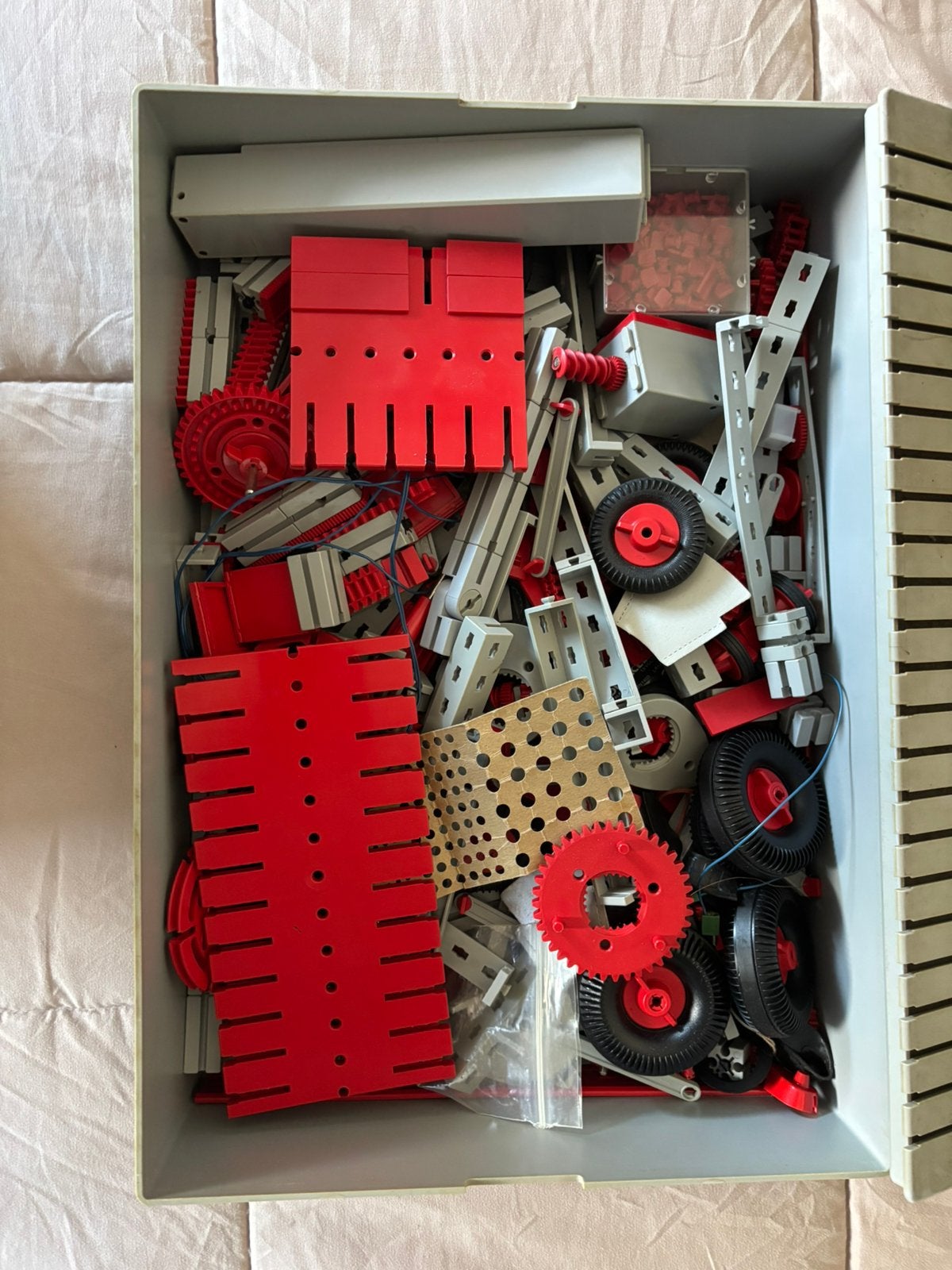 Fischer techniek 1000 box met motortje, Ophalen of Verzenden, Gebruikt