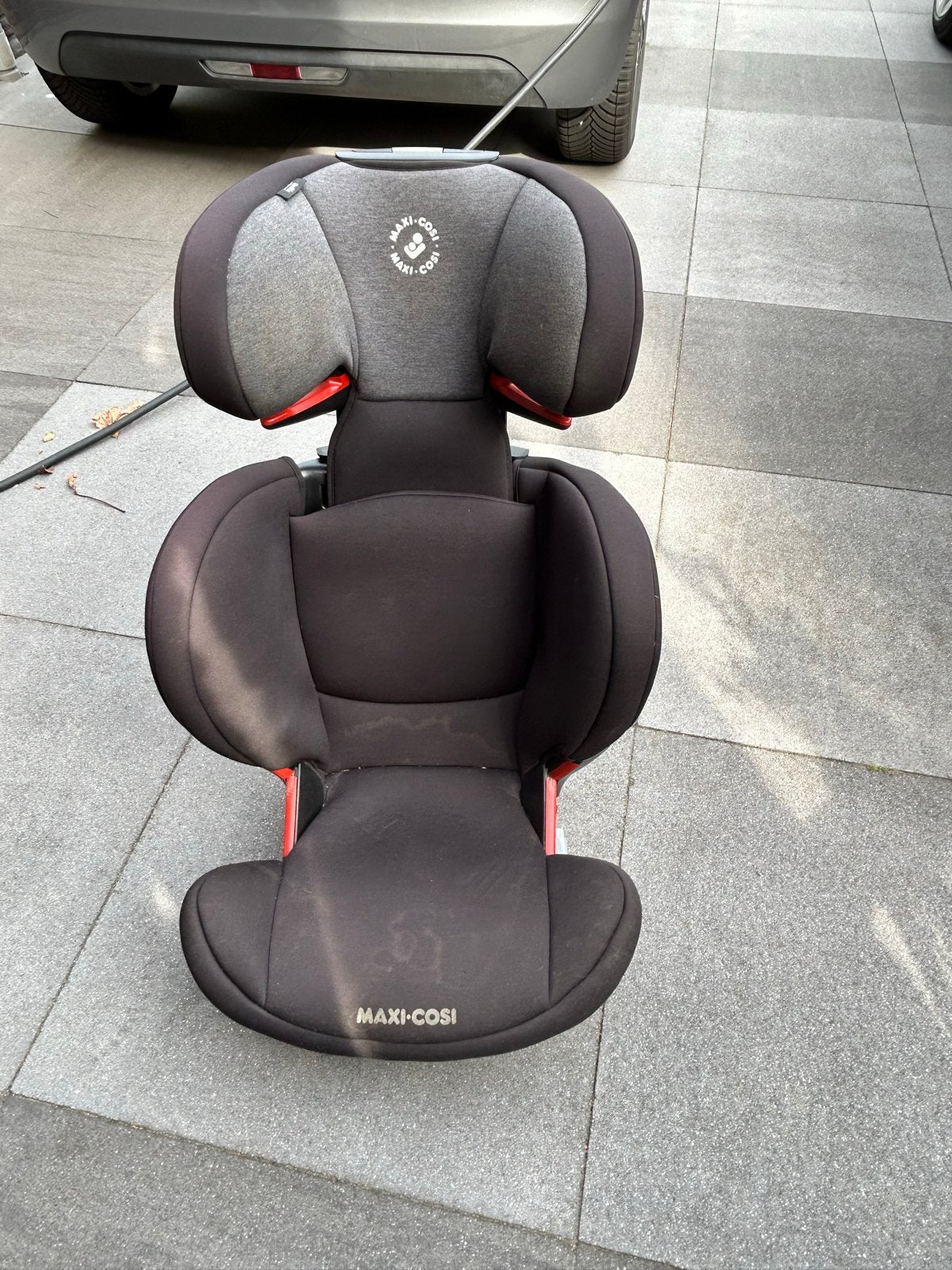Maxi-Cosi RodiFix autostoel - Zwart/Grijs, Ophalen, Autogordel of Isofix, Gebruikt, 15 t/m 36 kg
