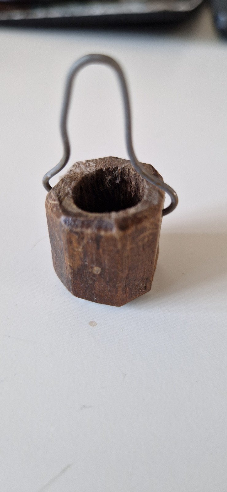 Miniatuur houten emmer met metalen hengsel, Ophalen of Verzenden
