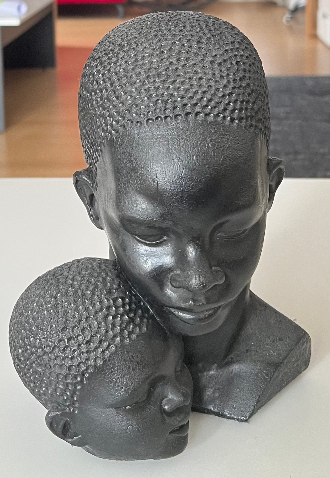 Vintage sculptuur-buste Moeder met kind, Ophalen of Verzenden, Zo goed als nieuw, Dier