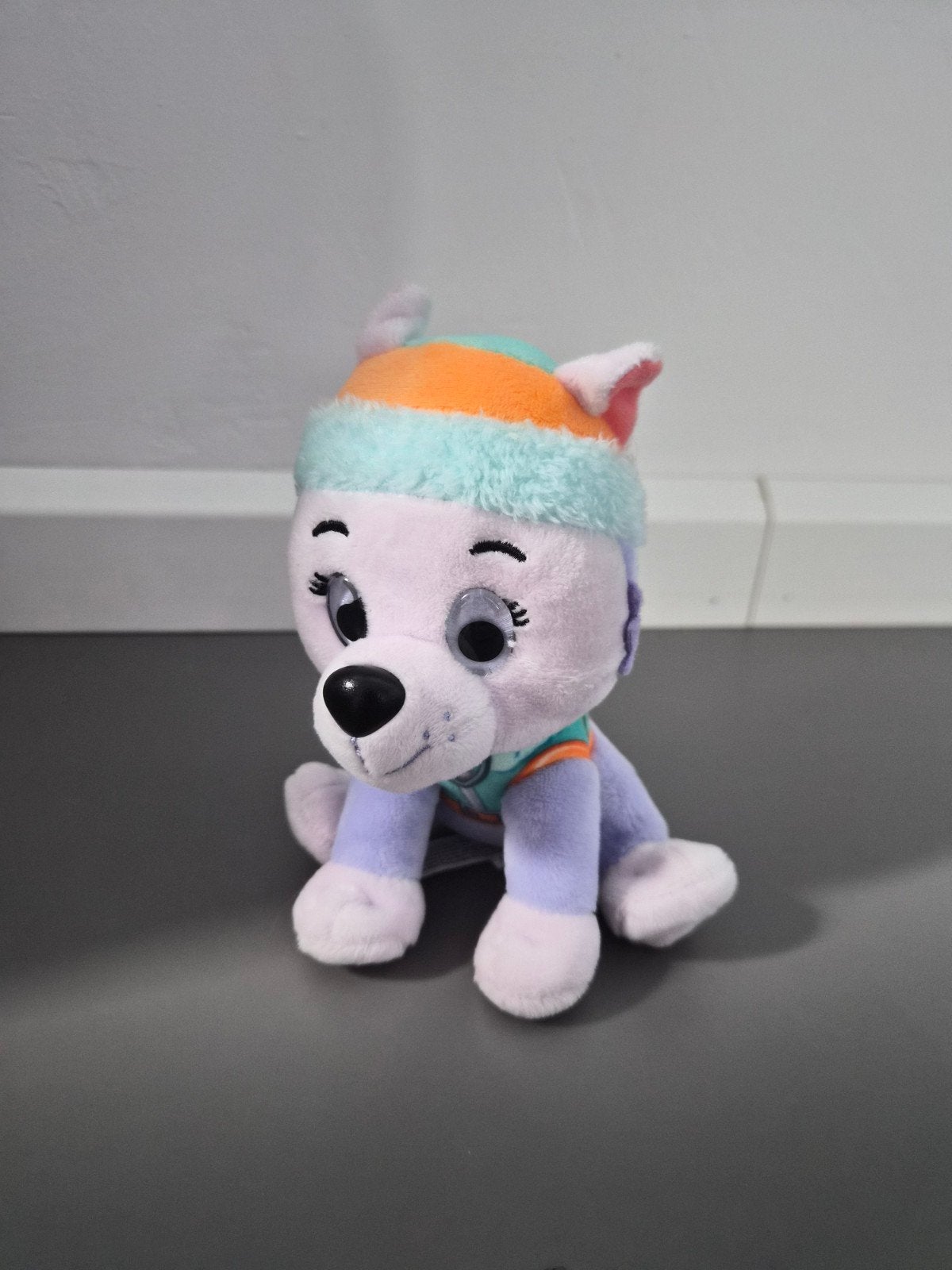 Kleine Everest knuffel van Paw Patrol, Zo goed als nieuw, Meerkleurig, Klein (minder dan 20 cm), Paw Patrol
