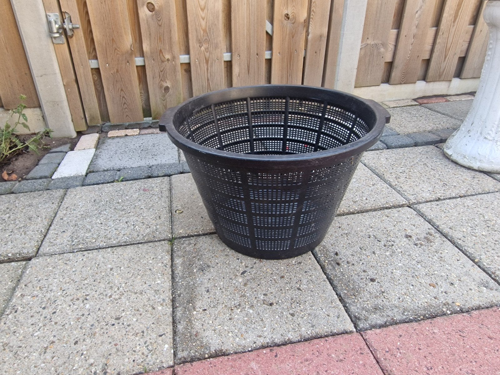 stevige mand voor waterlelie - vijvermand, Ophalen, Gebruikt